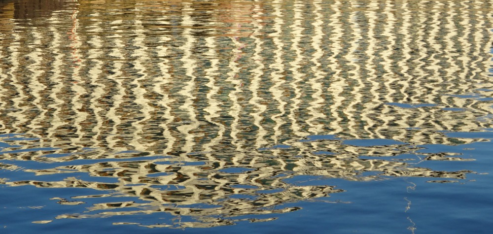 Finnland: Helsinki vom Wasser aus