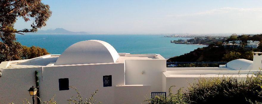 Tunesien: Tore, Türen und Portale. Hauptsache bunt