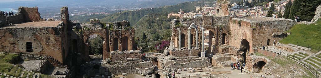 Sizilien: Taormina mit Blick auf den Ätna