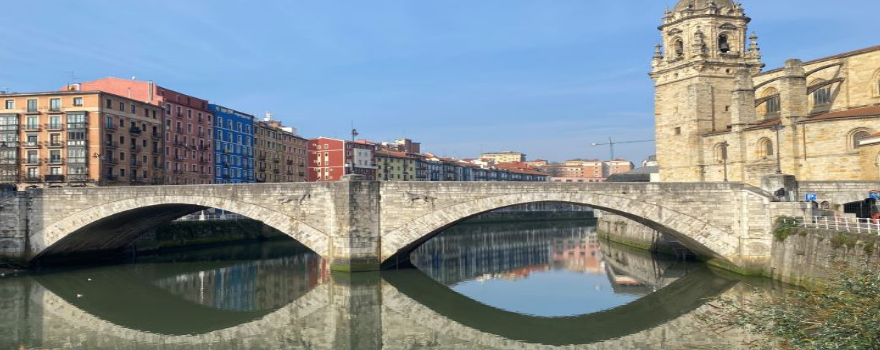Puente San Antonio über den Rio Nervión in Bilbao - Foto copyright Olaf Remmers für ReiseFreak.de