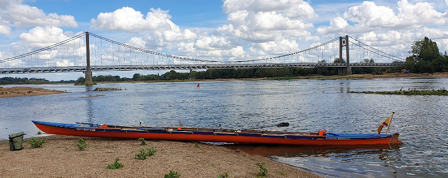 Ruderfahrt auf der Loire: Schlösser, Weine &#038; ein herrliches Flusstal